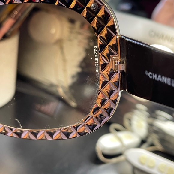 CHANEL Quilted Sunglasses 4159 - Picture 10 of 14